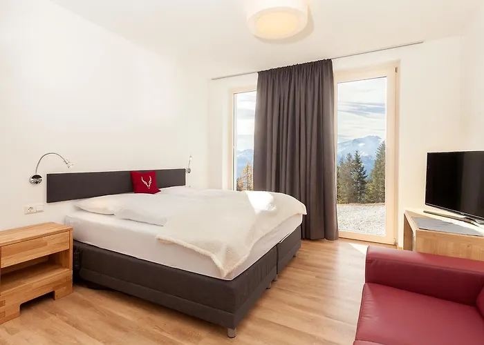 Schmiedhof Alm 滨湖采尔